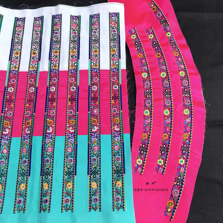 一整套花边机绣刺绣衣服上衣辅料