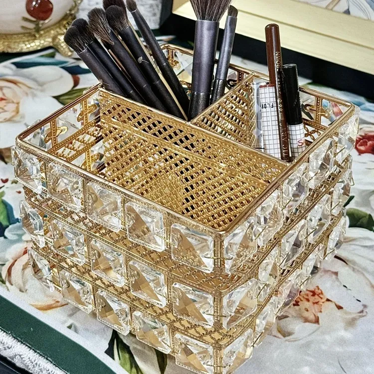 轻奢透明水晶镶边化妆刷收纳盒眉笔收纳奢华桌面美妆角收纳盒盒子