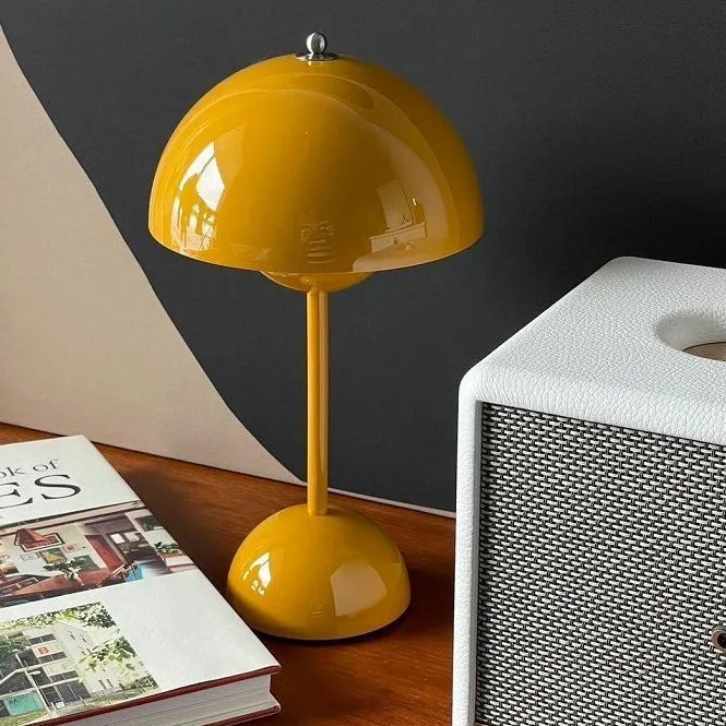 新款花苞台灯简约现代书房间小夜灯网红卧室床头长续航充电小台灯