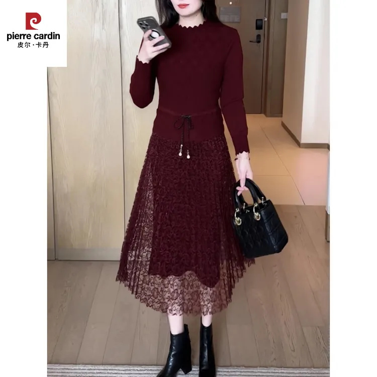 皮尔卡丹妈妈装针织连衣裙女2025秋冬新款洋气显瘦蕾丝拼接中长款