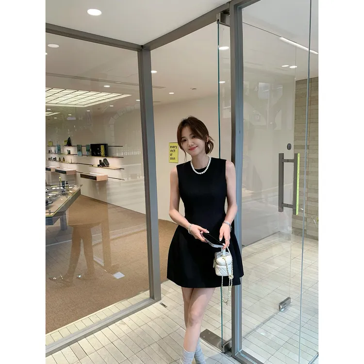 高级感无袖小个子气质显瘦中长裙连衣裙