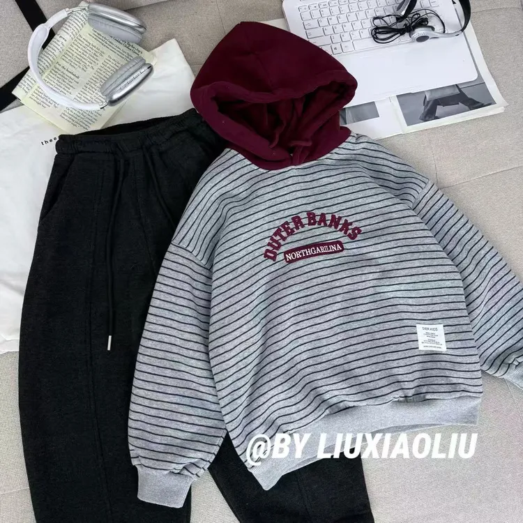 杭州六小六正版 BY LIUXIAOLIU冬季儿童加绒连帽卫衣20140