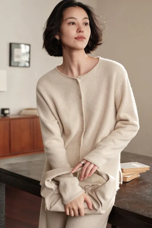 温柔风100山羊绒圆领开衫七针双股工艺保暖时尚软糯针织衫女士