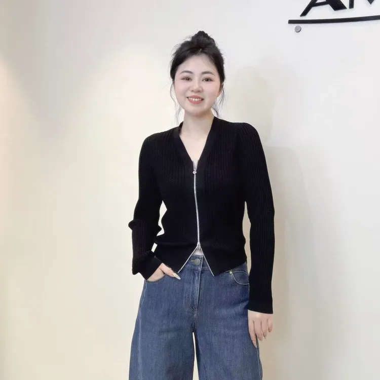 阿玛施AMASS  新款百搭时尚气质简约长袖针织黑色收腰针织548026