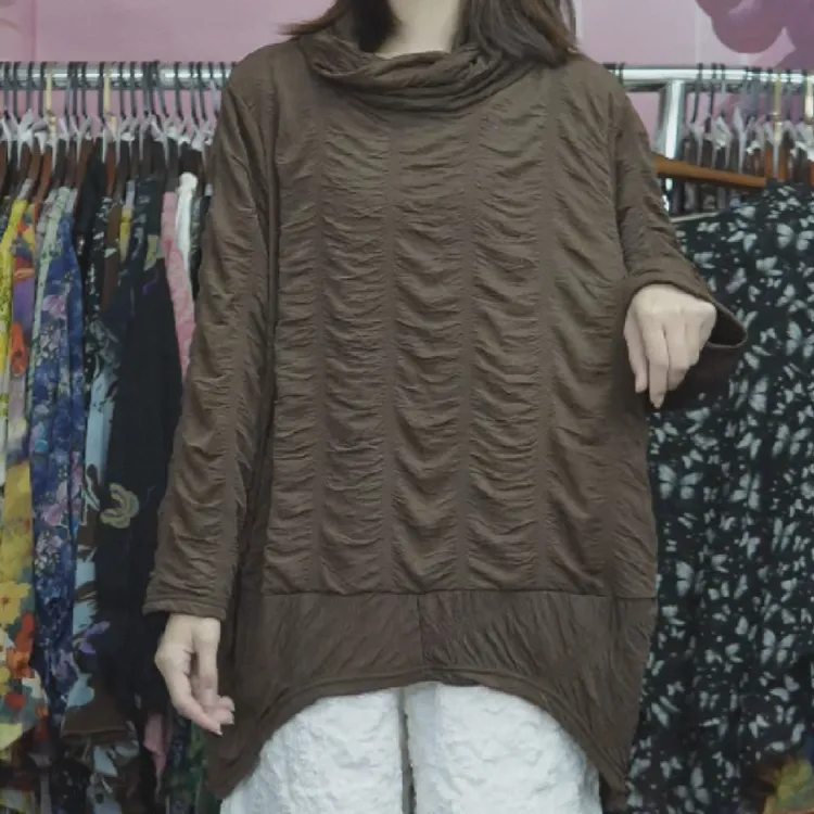 咖色堆堆领褶皱不规则长袖上衣气质百搭女士通勤