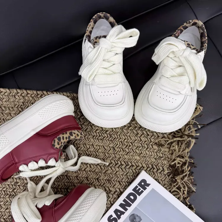 配阔腿裤超绝~小胖丁大头鞋女加绒小众甜酷厚底巨好看松糕板鞋潮