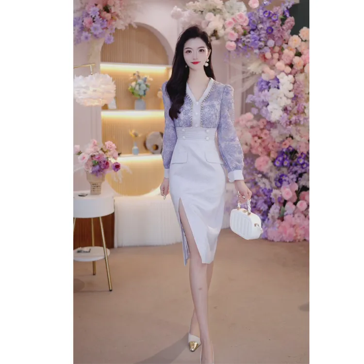 秋季新款v领长袖蕾丝包臀裙气质长款修身显瘦高级感连衣裙女1818