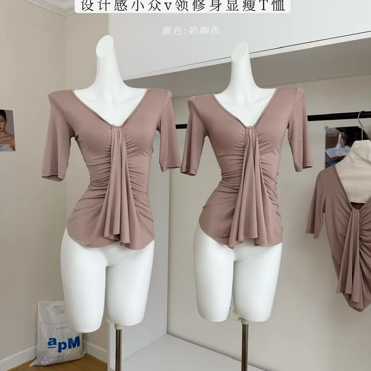 Wild Kiwi 设计感v领T恤女新款修身显瘦设计感小众气质短袖上衣