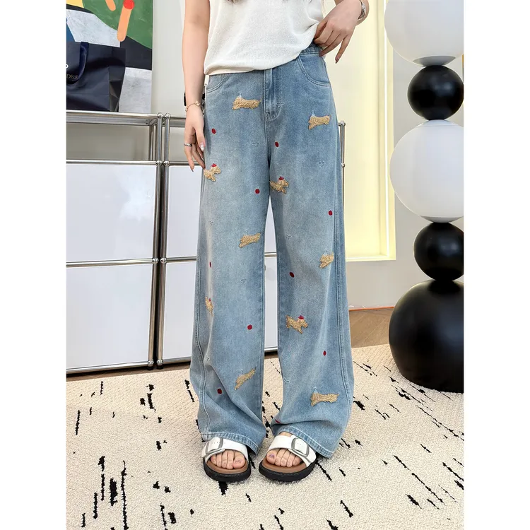 裂渡宣宣【趣味小狗】微胖大码女春夏百搭显瘦绣花牛仔裤ZY502A69