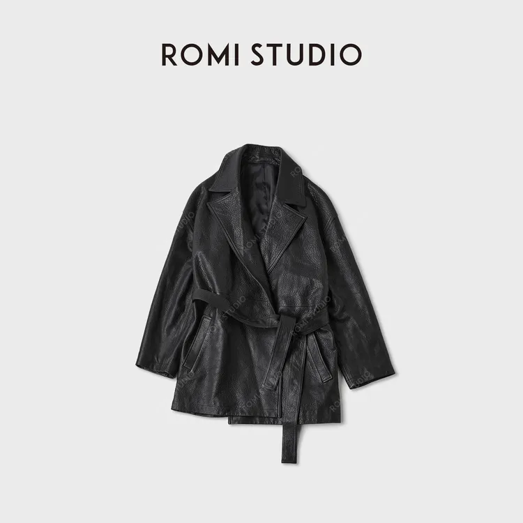 ROMI STUDIO“酷飒姿意”新西兰起泡肌理羊皮腰带皮风衣RWCAWG4874