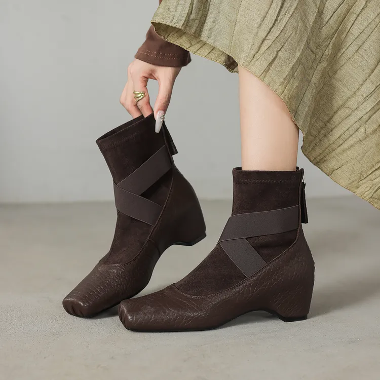 复古赫本风弹力交叉猪鼻子方头舒适内小短靴女法式绝美百搭瘦瘦靴