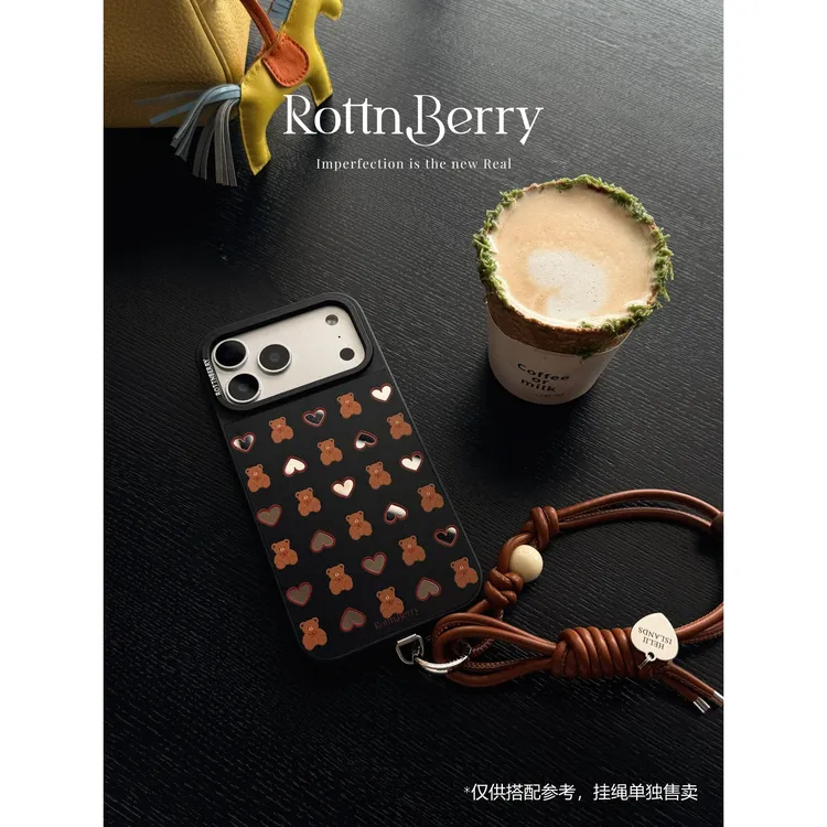 RottnBerry烂草莓 | 原创设计 摩登黑巧小熊 爱心镜面磁吸手机壳