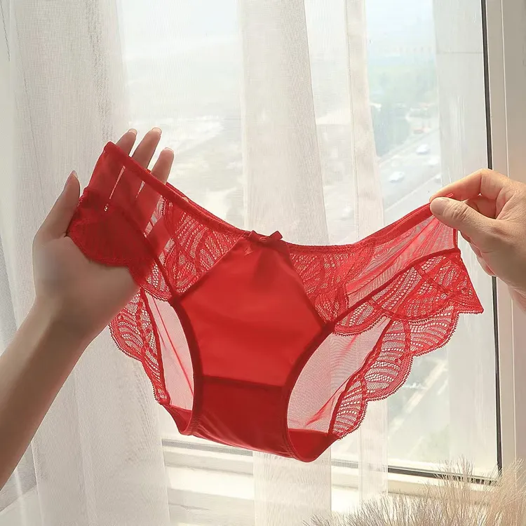 本命年低腰性感蕾丝红色女神内裤
