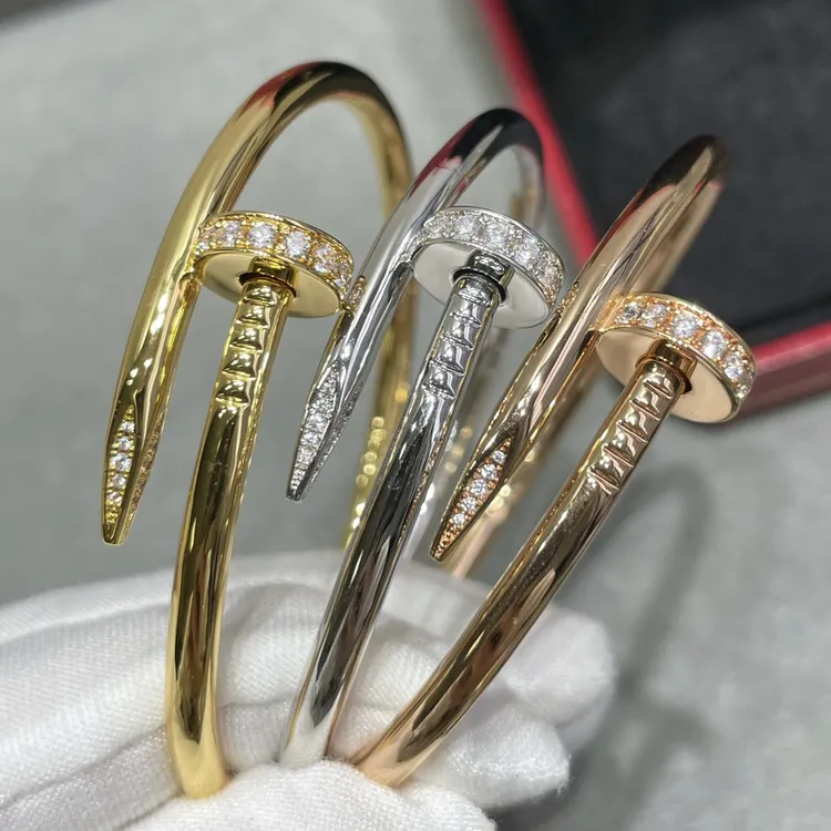 合金手镯 经典钉子头尾钻手镯金色轻奢时尚开口镯手镯