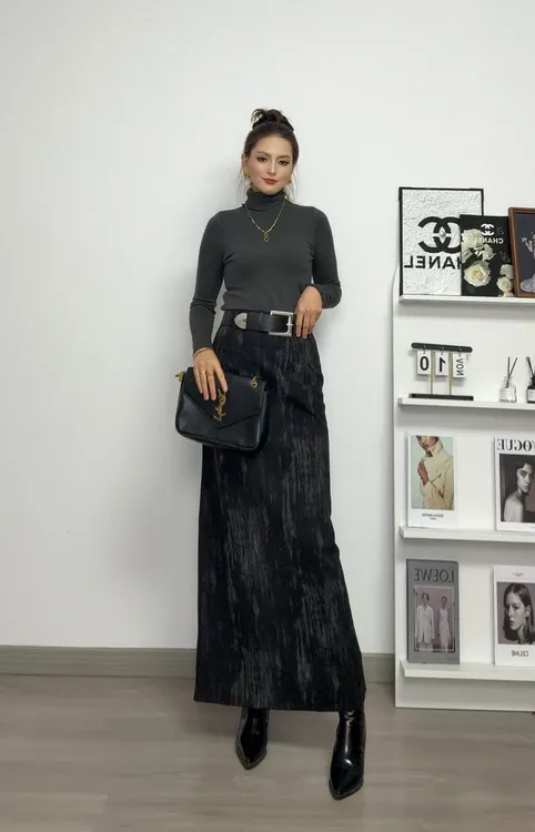 秋冬新款高级感晕染后开叉高腰百搭包臀A字半身长裙两件套