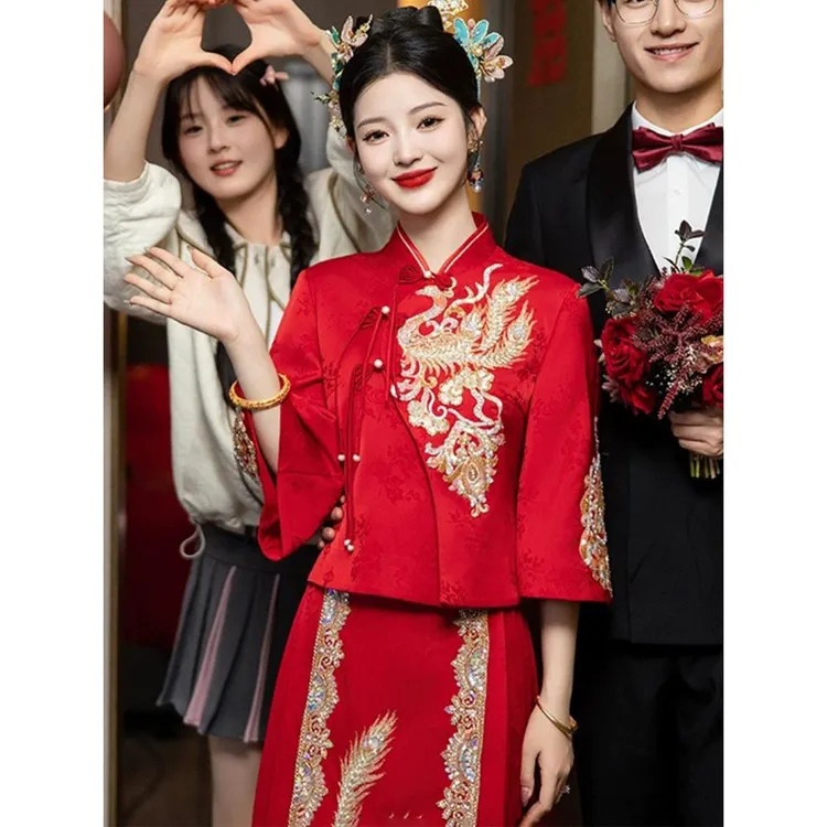 礼服2025新型重工业敬酒服装夏季瘦出馆服装龙凤礼服典雅新娘婚纱