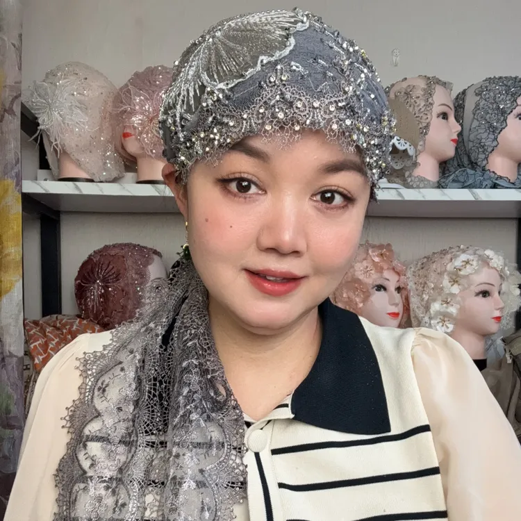 26款专柜韩国莎高档刺绣单侧花双层披肩帽蕾丝(送是16元绷带一个