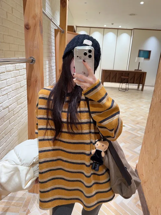 韩系加厚奥利奥毛绒长袖女秋冬保暖宽松显瘦中长款条纹上衣打底衫