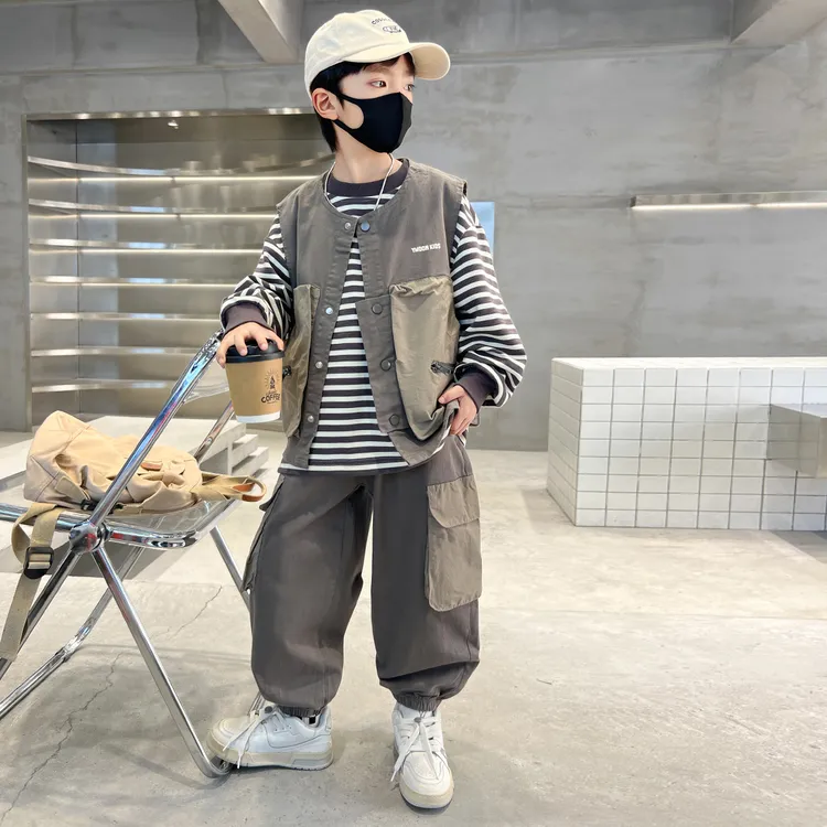 男童春装套装2025新款儿童卫衣马甲三件套潮中大童衣服春秋季炸街