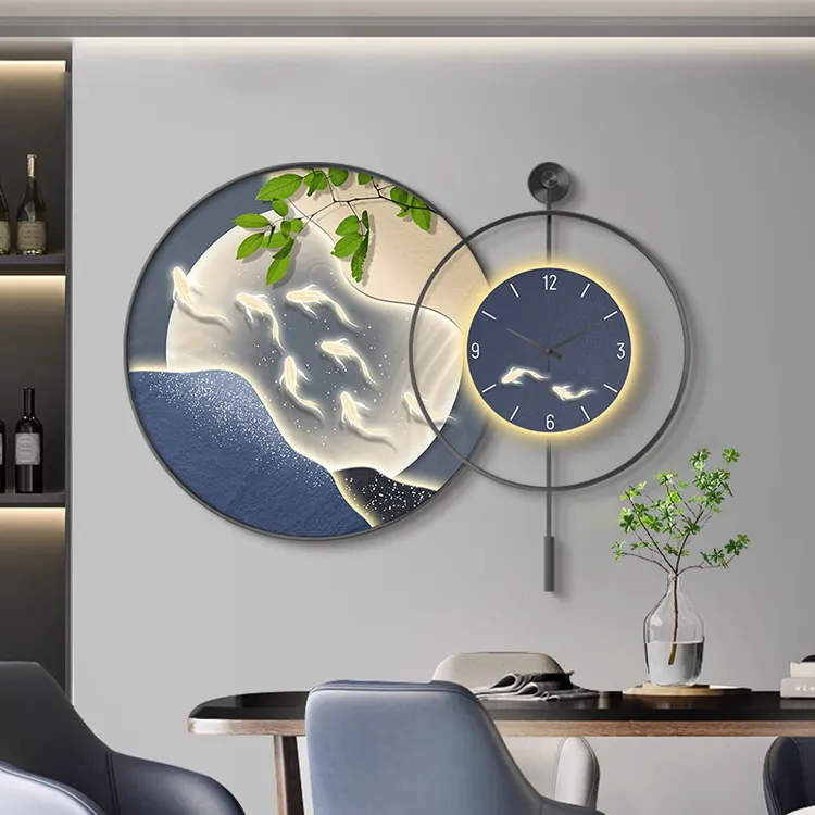 现代轻奢餐厅装饰画高级感餐桌背景墙时钟挂墙九鱼图钟表带灯挂画