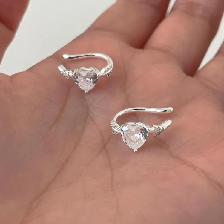 合金耳饰 丘比特之箭爱心耳夹女新款设计感艺术生无耳洞耳骨夹