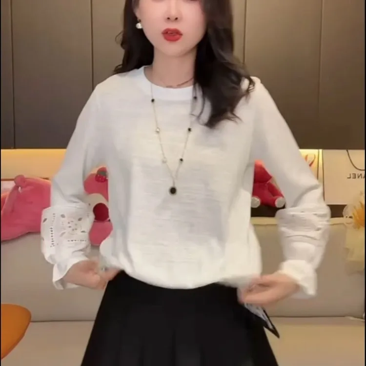 时尚镂空设计感洋气小衫女秋季新款显瘦百搭减龄上衣长袖T恤