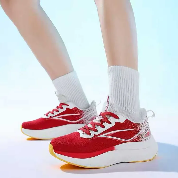 【沈巍老师同款】驷跑运动品牌透气网面时尚轻便缓震健步鞋跑步鞋