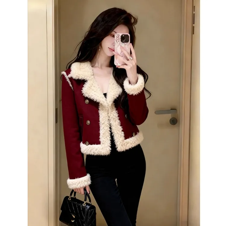 酒红色羊羔毛外套女秋冬时髦洋气轻奢高端巨好看气质加厚保暖上衣