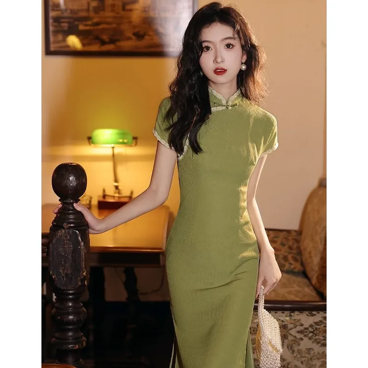 绿色旗袍年轻款少女夏季2025新款连衣裙日常可穿气质优雅新中式女