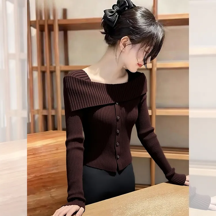 独特漂亮内搭假两件小衫女装韩系冬季穿搭洋气高贵咖色针织衫上衣