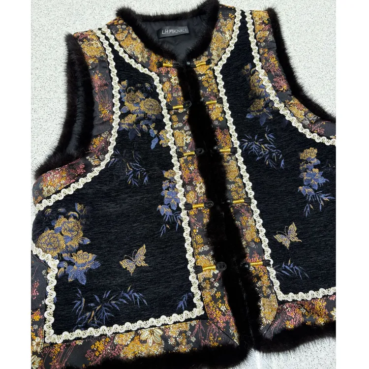 LHMknk1画报夫人原创自制高级水貂毛短外套 蝴蝶马甲合集