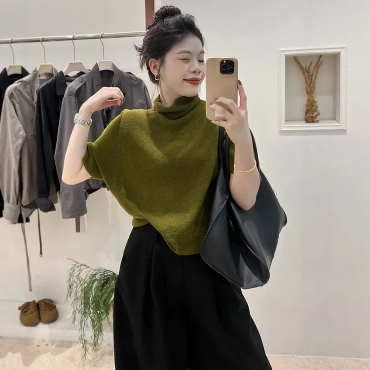2025早秋落肩半高领针织衫女设计感小众宽松半袖羊毛显瘦打底毛衣
