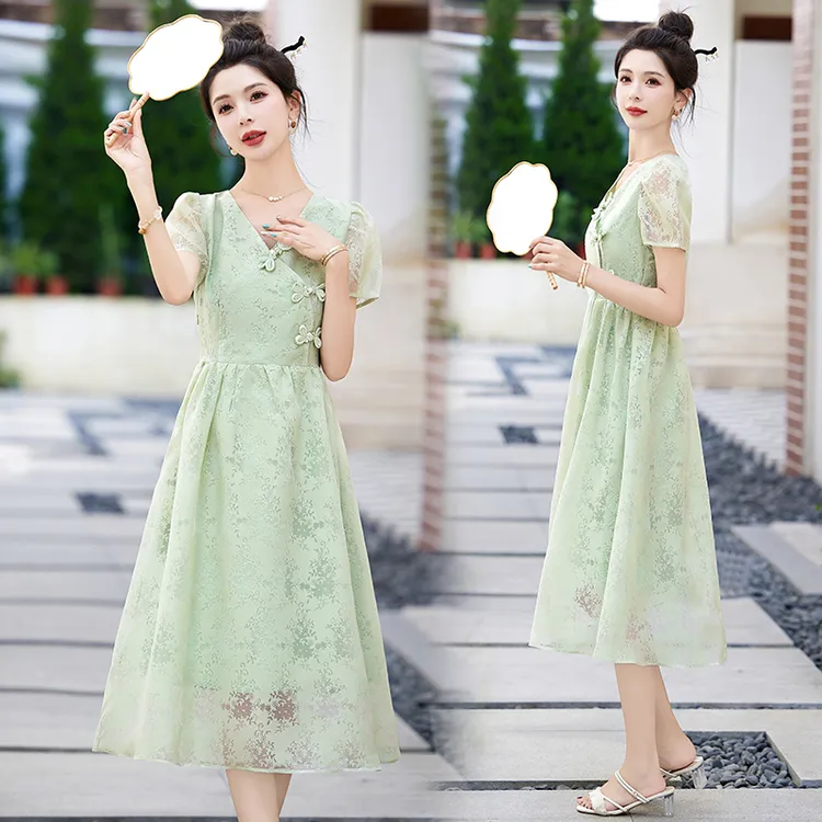 新中式国风盘扣提花连衣裙女2025夏季新款优雅气质减龄中长款裙子
