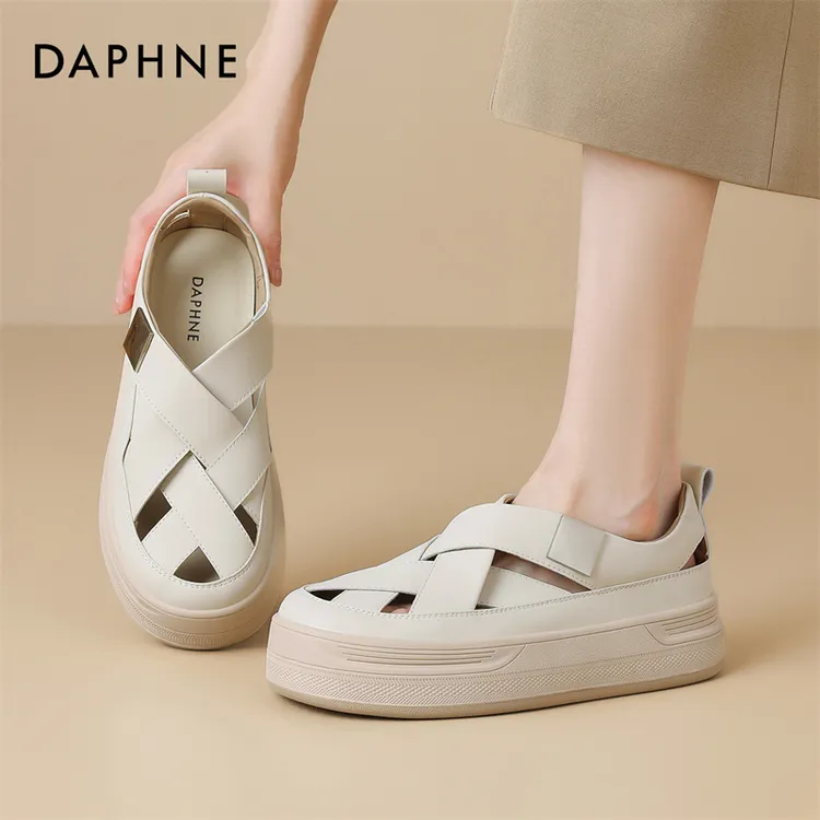 达芙妮厚底编织镂空包头凉鞋夏季新款休闲百搭板鞋小白鞋罗马女鞋