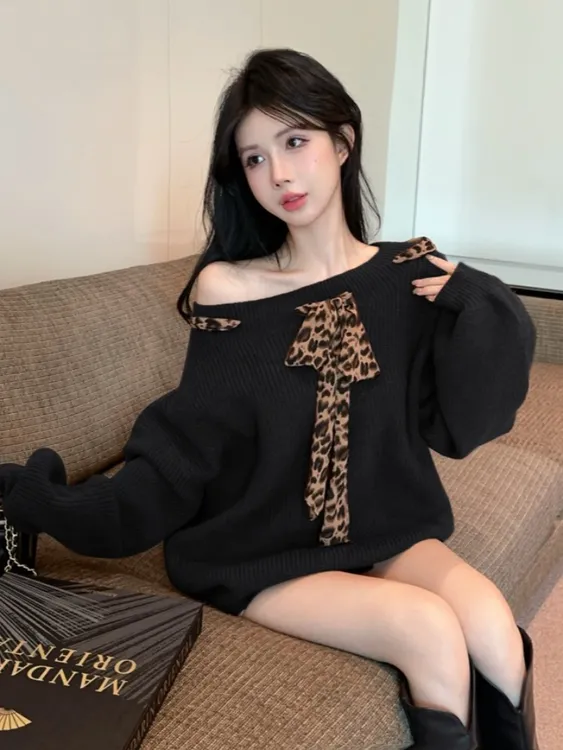 美式复古豹纹系带斜肩长袖毛衣女2025秋冬新款慵懒风露肩秋冬上衣