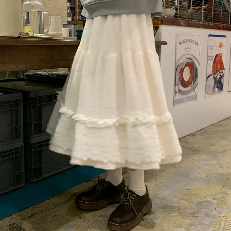 法式蕾丝拼接半身裙女秋冬加厚毛绒温柔风超仙气质蛋糕裙a字长裙