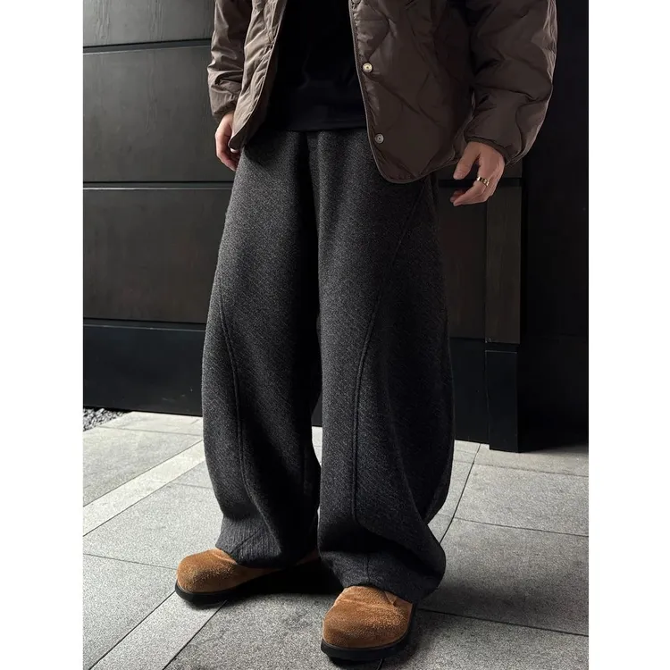秋冬新款韩版宽松加厚立体剪裁毛感质地弯刀百搭情侣休闲裤卫裤男