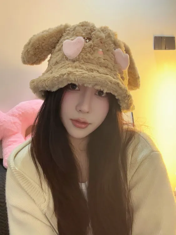 韩版甜美可爱兔耳朵毛绒盆帽女冬季防寒保暖护耳百搭显脸小渔夫帽