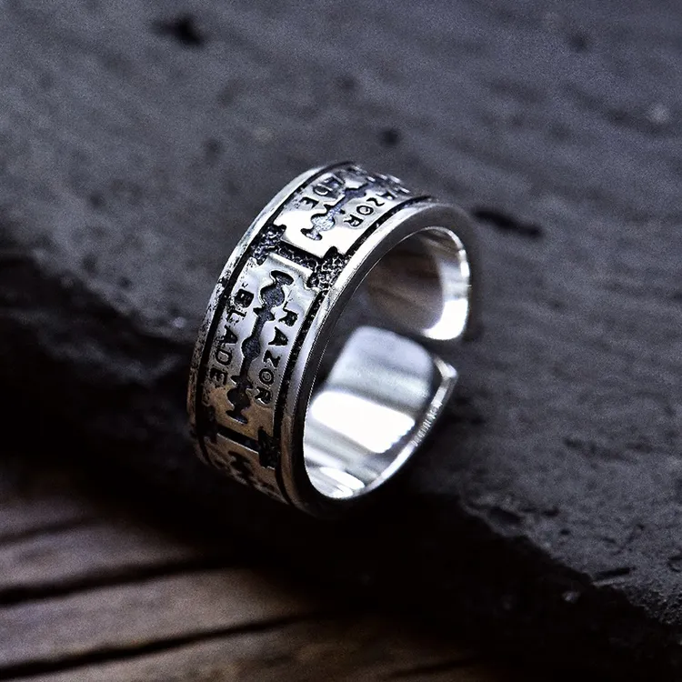 925银戒指 朋克风复古字母开口戒指男个性做旧纯银刮片纹指环潮流