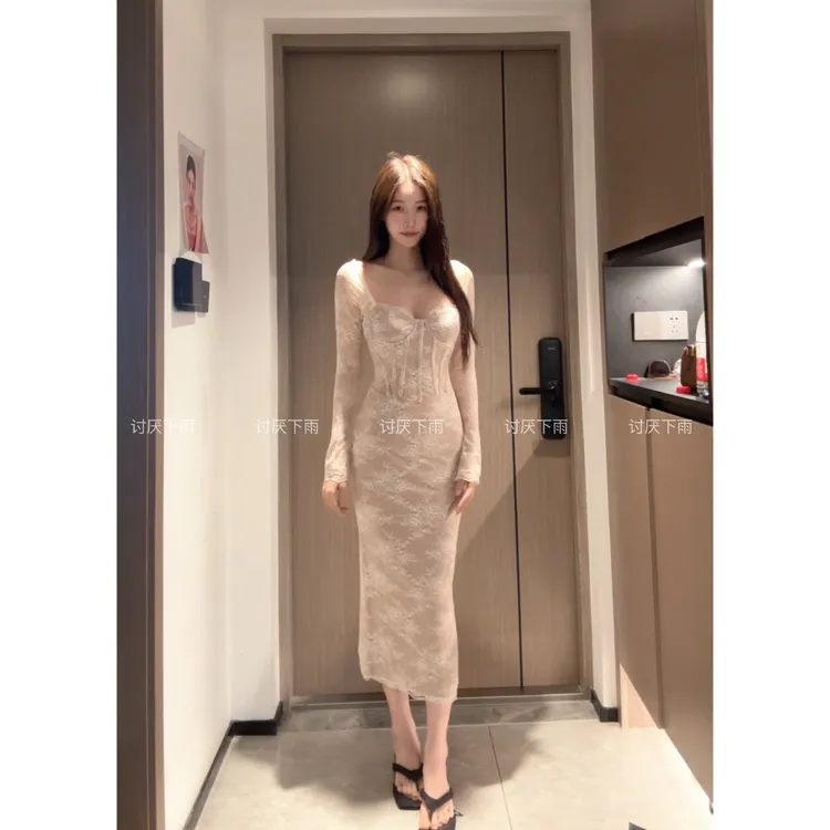 【曲线雕塑师】小众设计感法式蕾丝长袖鱼骨束腰显瘦连衣裙2090#