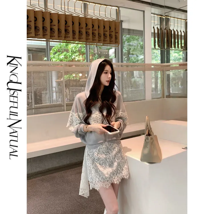 KUN【蕾愫】松弛女主 双色针织烫银点缀法蕾短裙俏皮浅蓝色套装