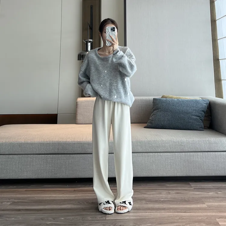 秋装女款爆款2025年新款显瘦极简风直筒裤软糯针织宽松垂感拖地裤