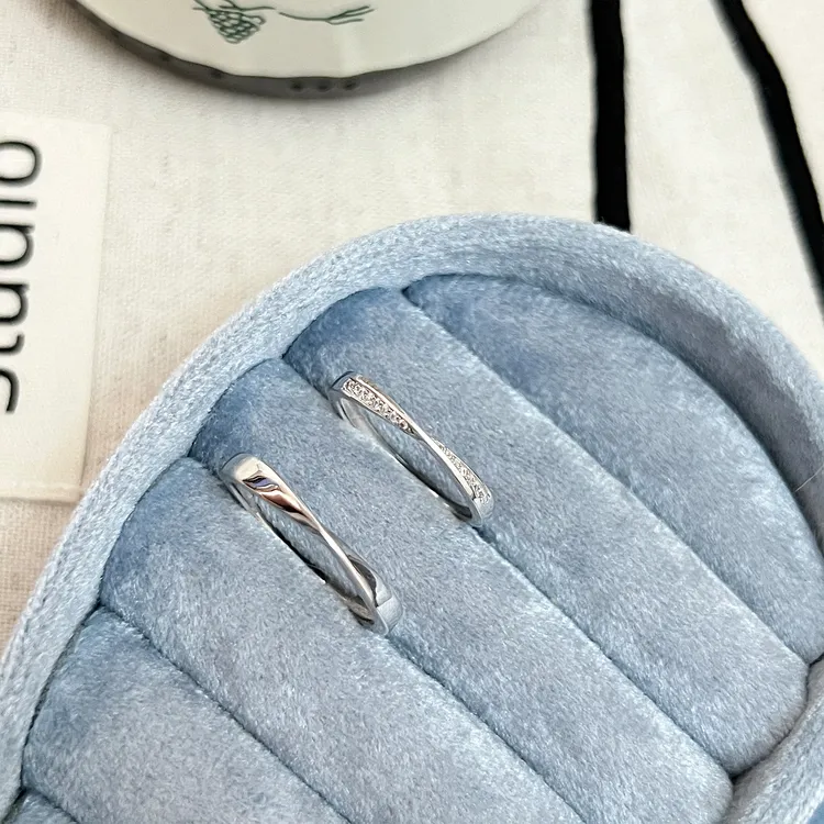 925银戒指 8176莫比乌斯环情侣戒指简约轻奢对戒设计感礼物送女友