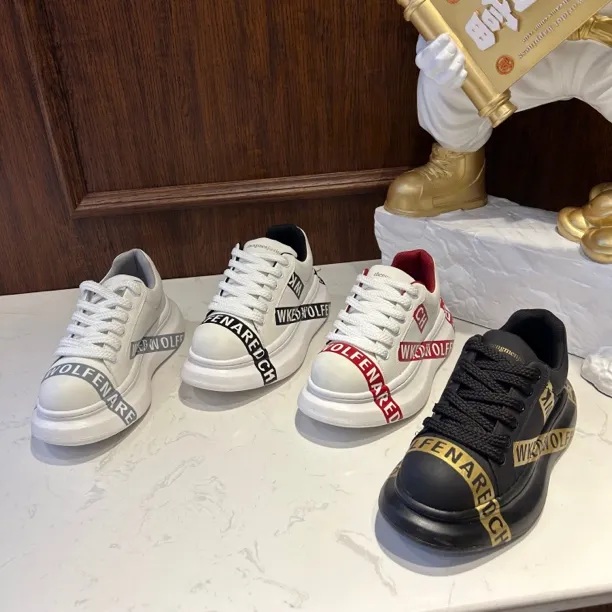 新款潮男休闲板鞋厚底增高潮流百搭舒适低帮系带春秋季时尚男鞋