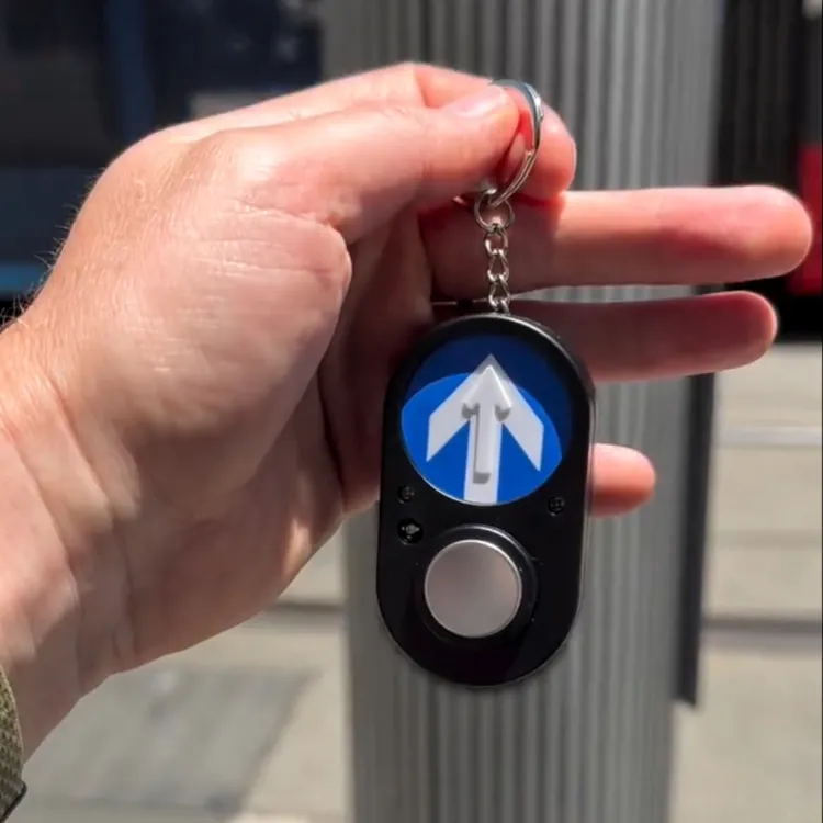 澳洲人行横道红绿灯按钮钥匙扣有声饰品创意礼物纪念挂饰有趣炫酷