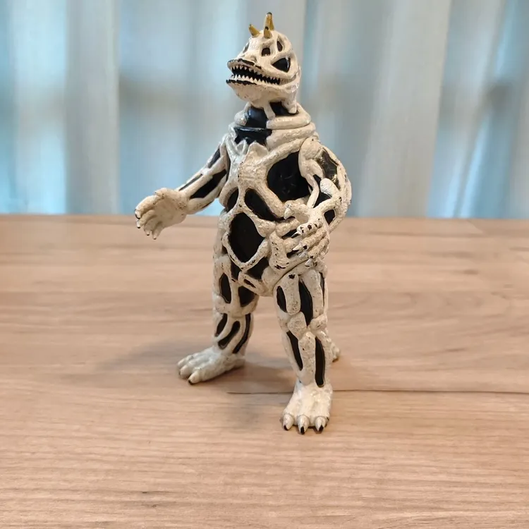 初代奥特曼 怪兽 辛勃 17cm 软胶 1983版 中古品