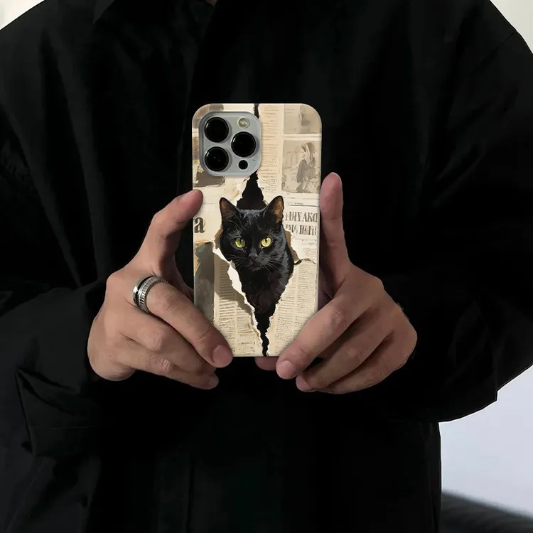 报纸黑猫适用苹果16pro创意手机壳15promax个性14小众13/12/ins