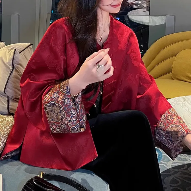 红色新中式国风外套女2025秋冬季新款高级感唐装高端盘扣时尚上衣