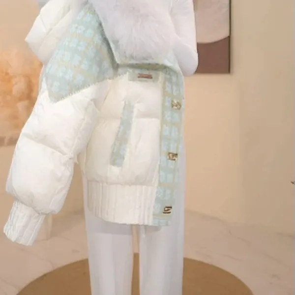 2025冬季新款设计款高端时尚大毛领棉服外套流行时尚女装高级外套