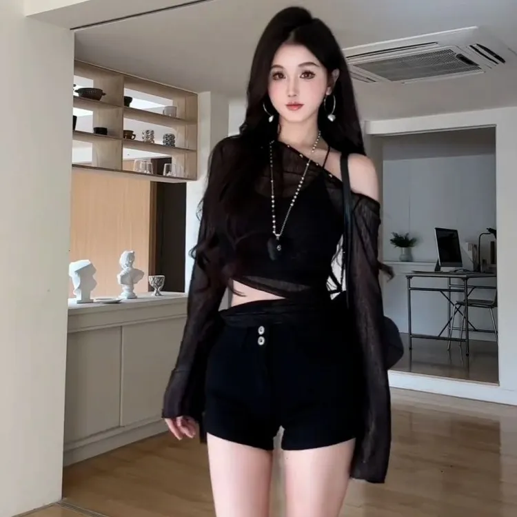 纯欲风辣妹性感斜肩长袖T恤女早秋季新款设计感防晒罩衫薄款上衣